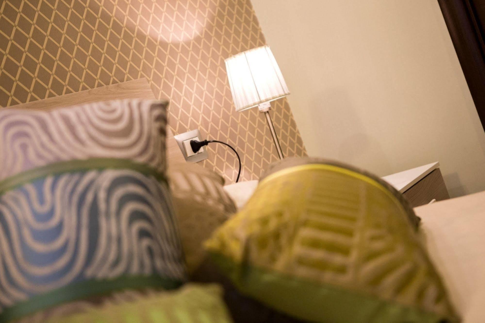 Mikale Rooms Rome Exterior photo